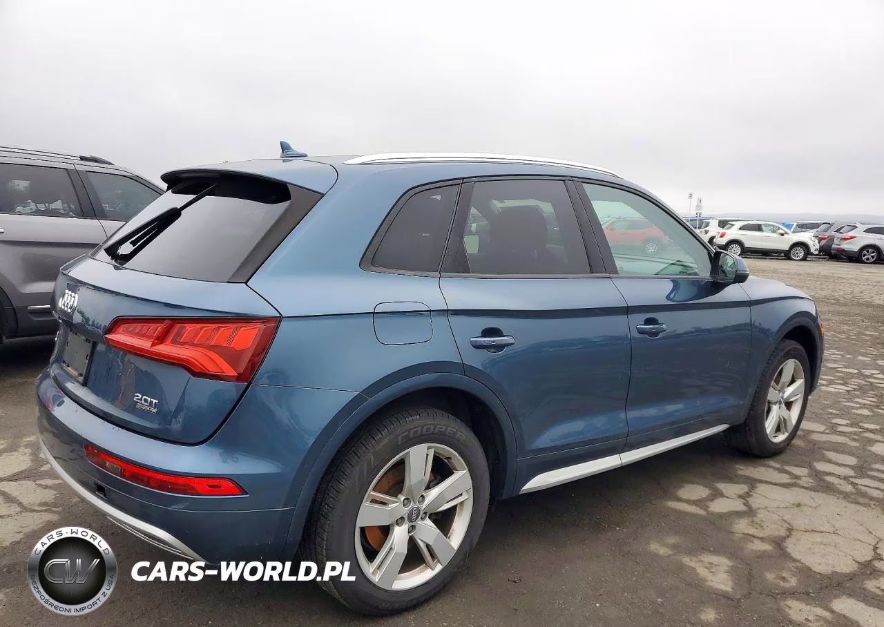 2018 Audi Q5 Premium VIN:WA1ANAFY5J2010449 - 3