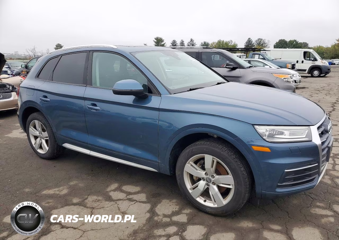 2018 Audi Q5 Premium VIN:WA1ANAFY5J2010449 - 4