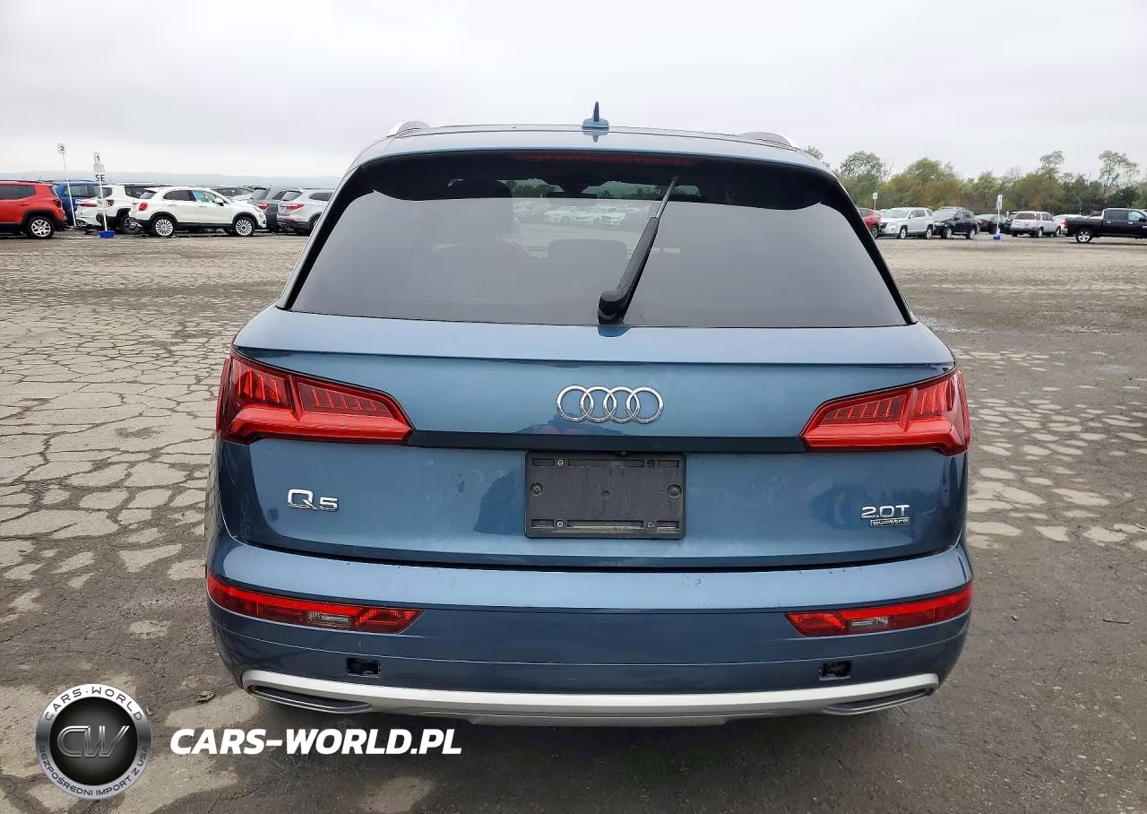 2018 Audi Q5 Premium VIN:WA1ANAFY5J2010449 - 6