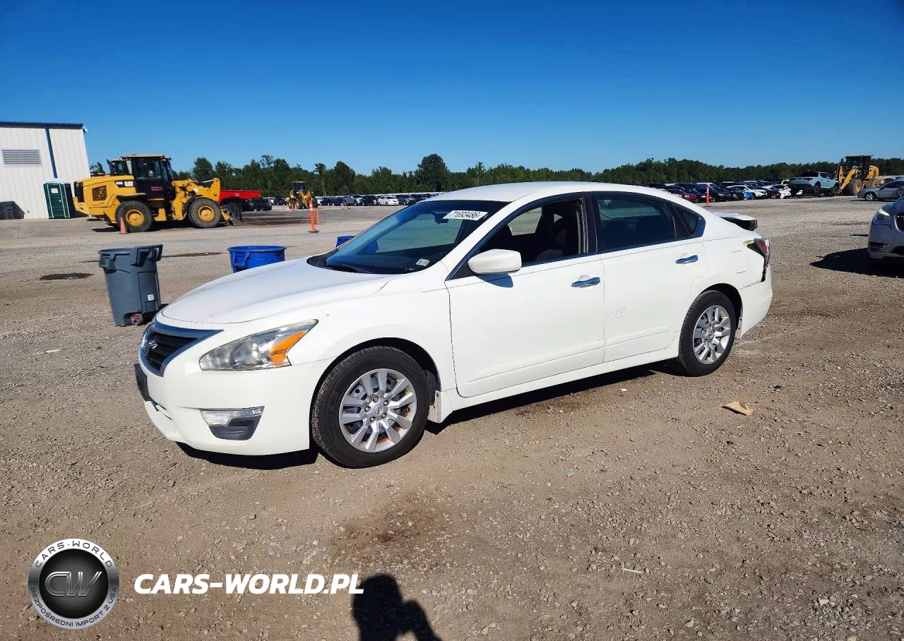 2015 Nissan Altima 2.5 S – zdjęcie 1 z 12