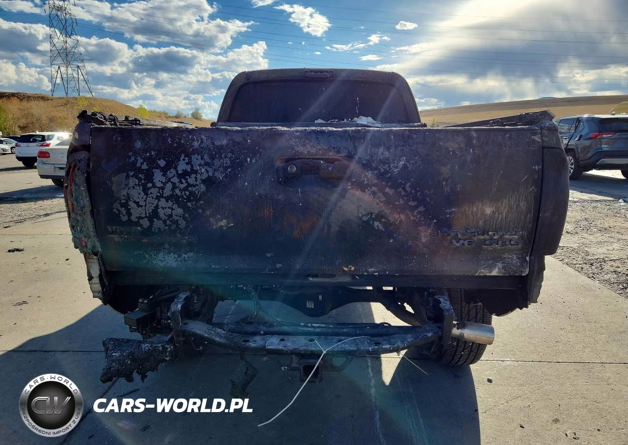 2008 Toyota Tacoma Prerunner V6 VIN:5TETU62N58Z560184 - 6