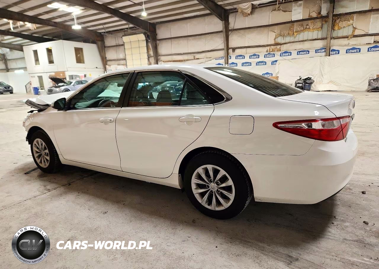 2017 Toyota Camry Le VIN:4T1BF1FK2HU322791 - 2