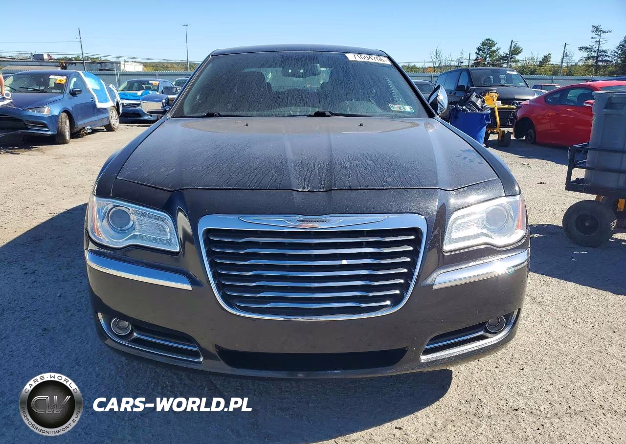 2013 Chrysler 300C VIN:2C3CCAKT6DH691140 - 5