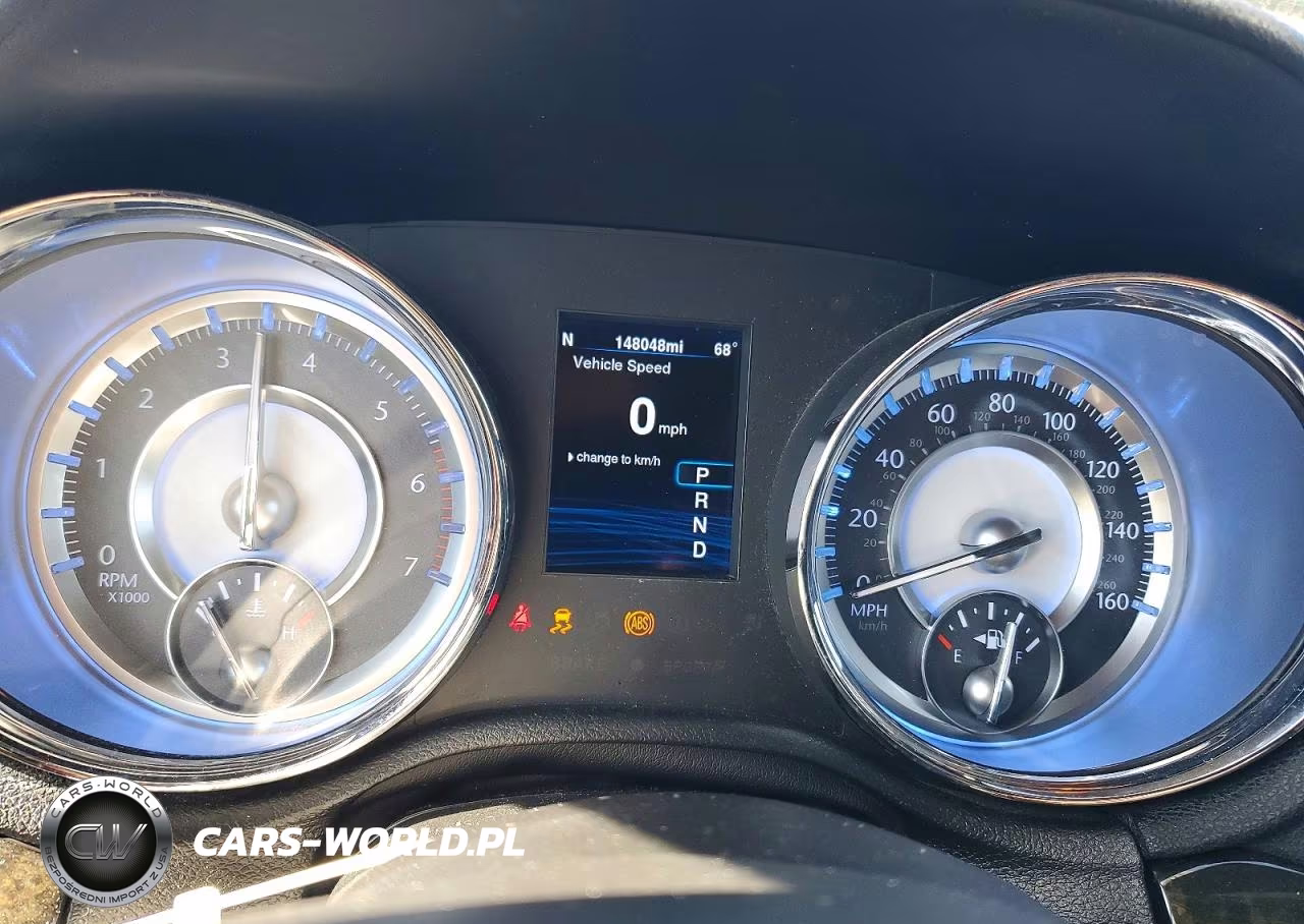 2013 Chrysler 300C VIN:2C3CCAKT6DH691140 - 9