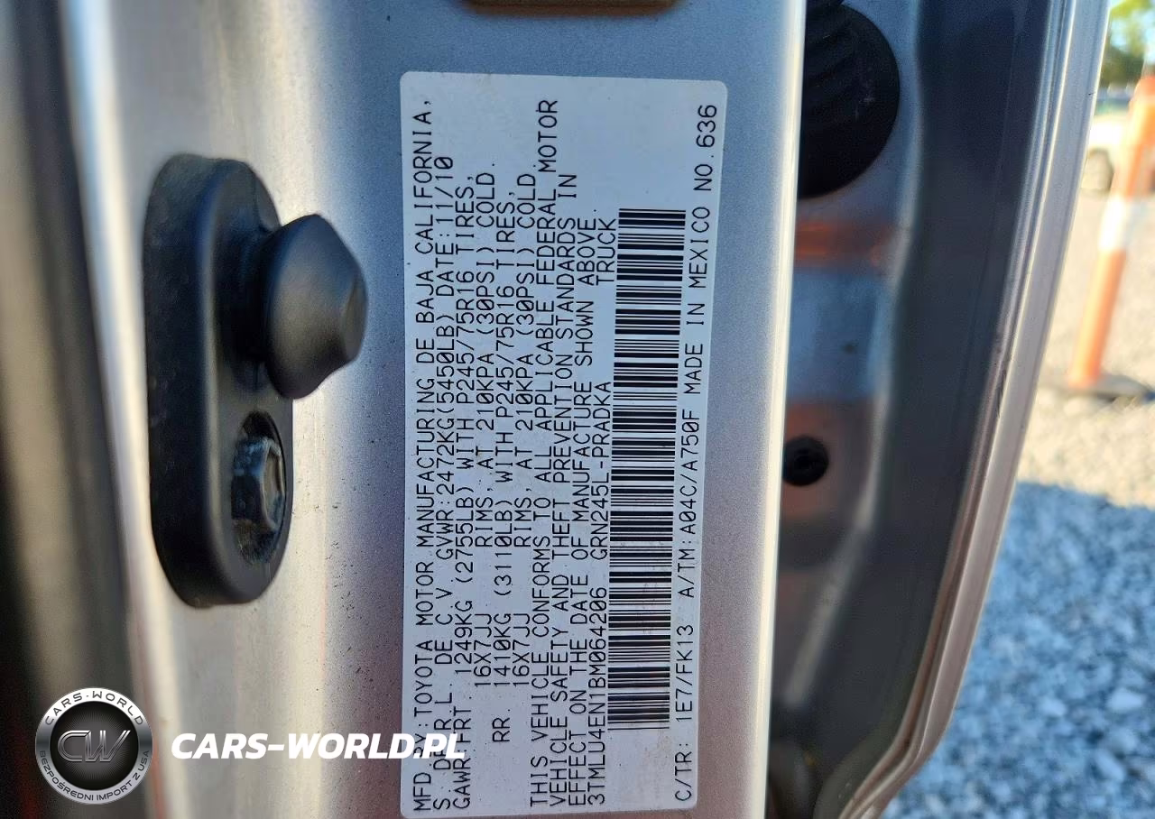 2011 Toyota Tacoma V6 VIN:3TMLU4EN1BM064206 - 13
