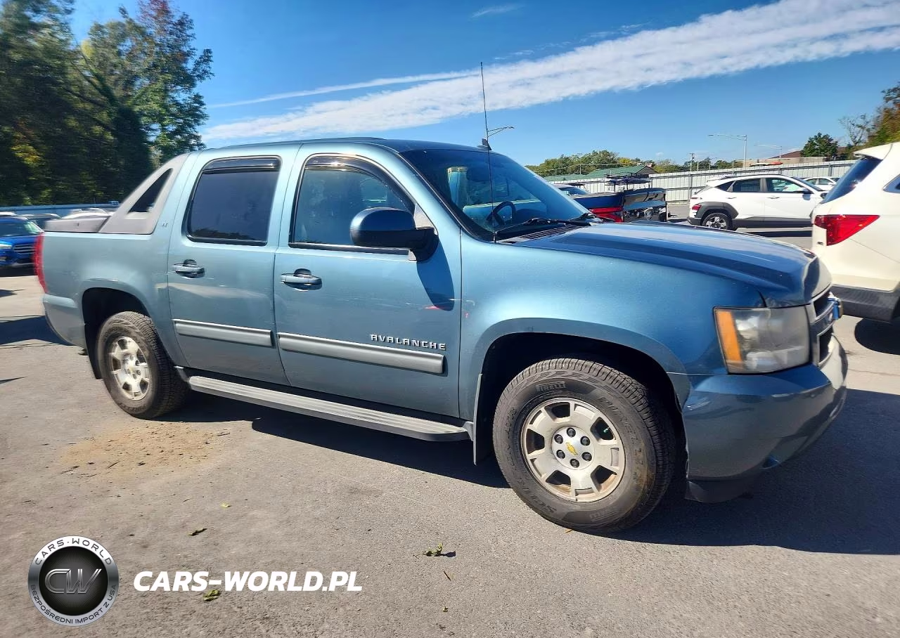 2010 Chevrolet Avalanche Lt VIN:3GNVKFE00AG129839 - 4