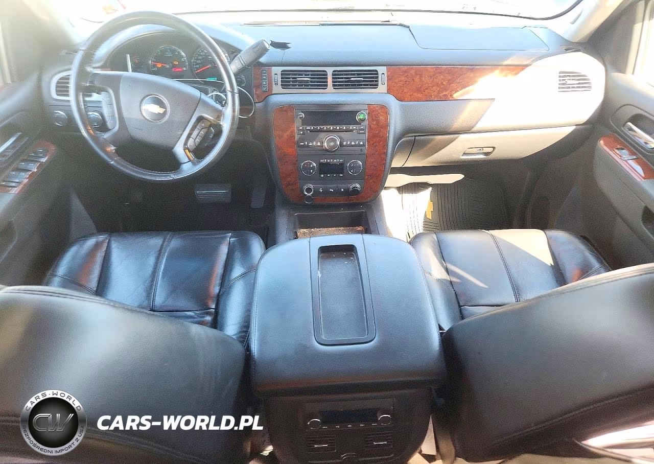 2010 Chevrolet Avalanche Lt VIN:3GNVKFE00AG129839 - 8