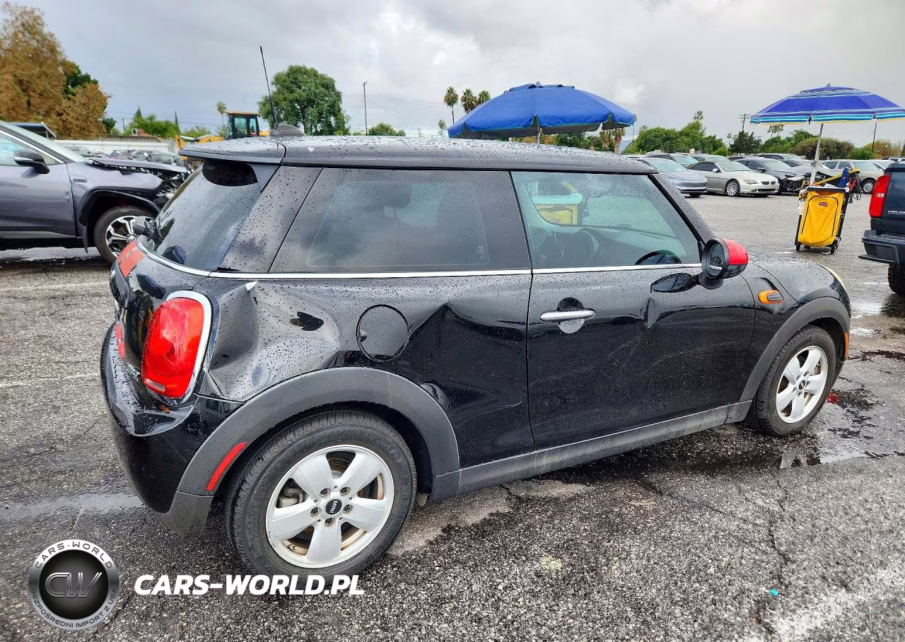 2016 Mini Cooper VIN:WMWXP5C56G3B76686 - 3