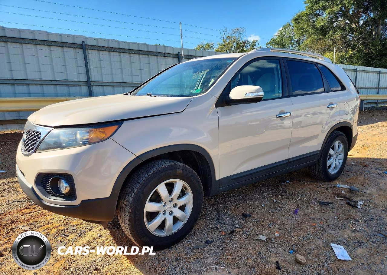 2011 Kia Sorento VIN:5XYKT3A13BG125614 - 1