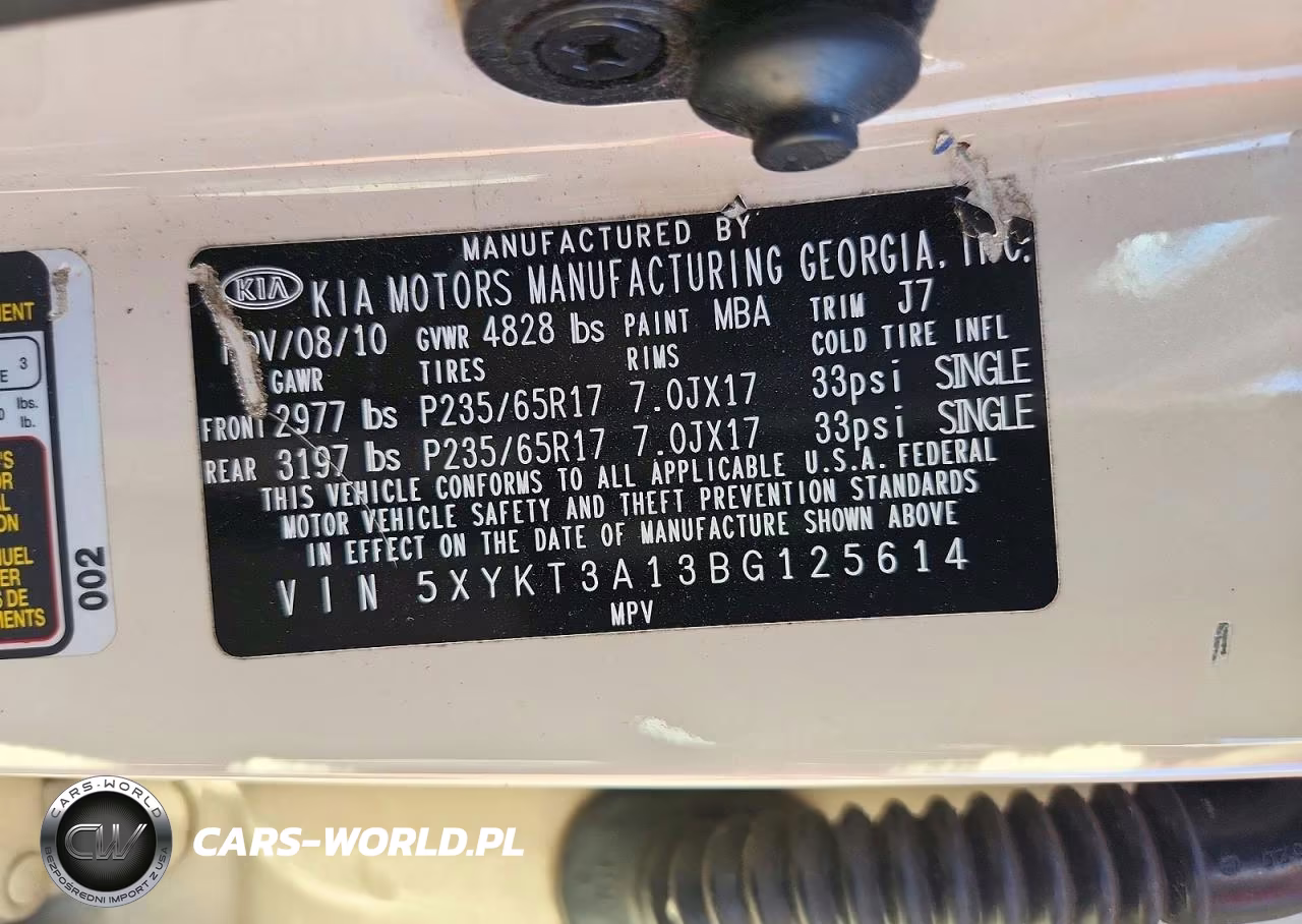 2011 Kia Sorento VIN:5XYKT3A13BG125614 - 13