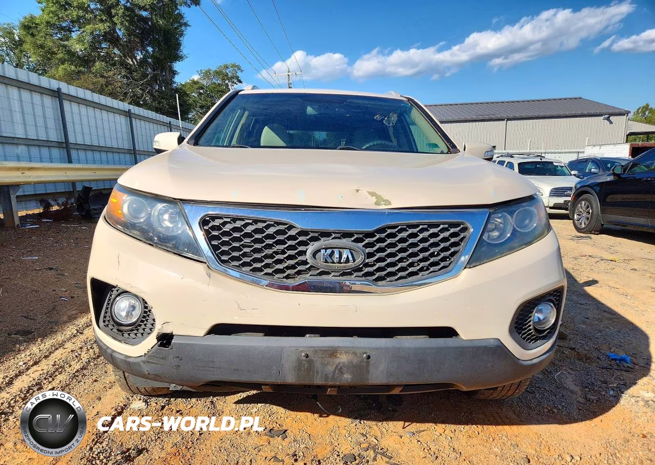 2011 Kia Sorento VIN:5XYKT3A13BG125614 - 5