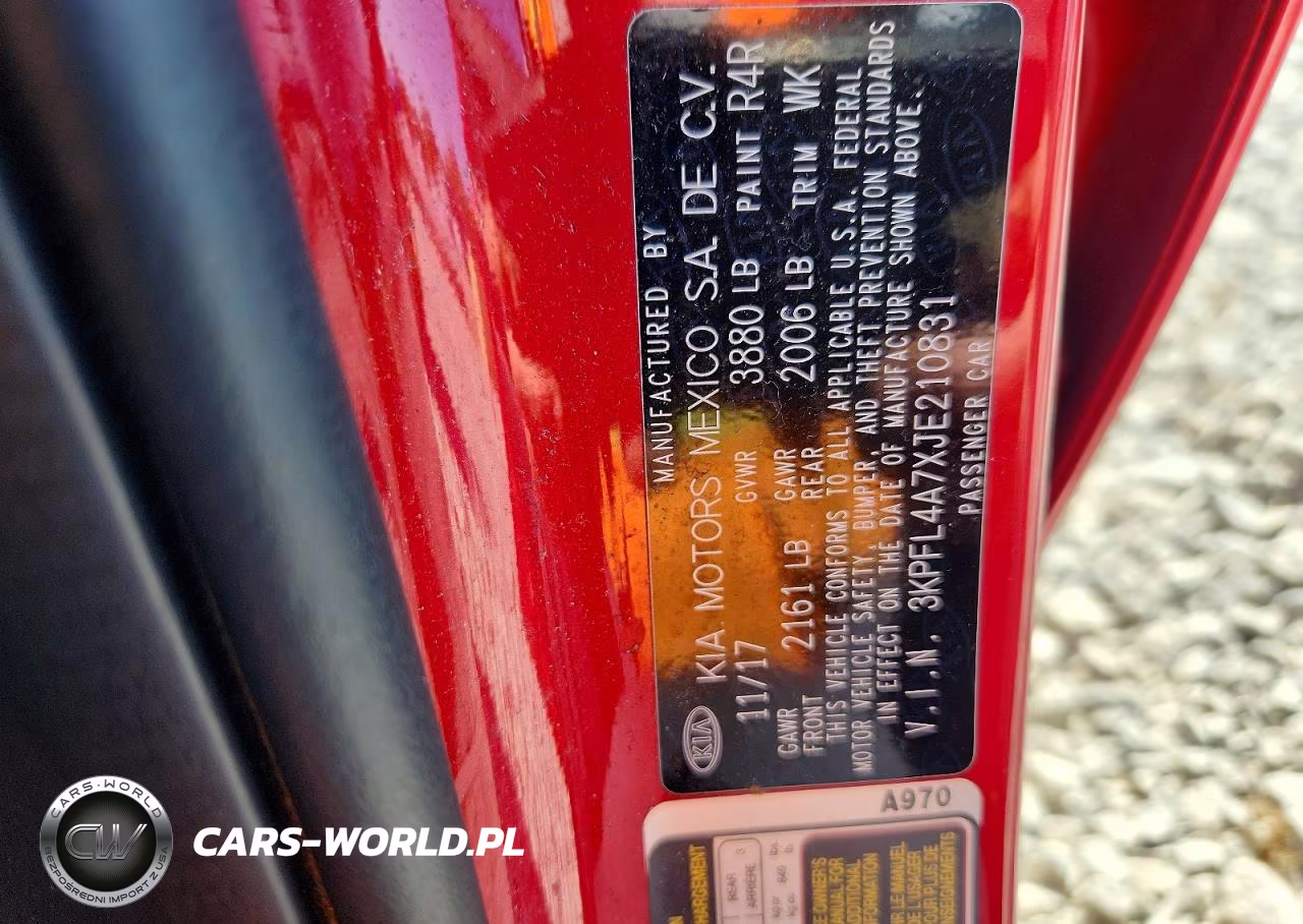 2018 Kia Forte S VIN:3KPFL4A7XJE210831 - 12