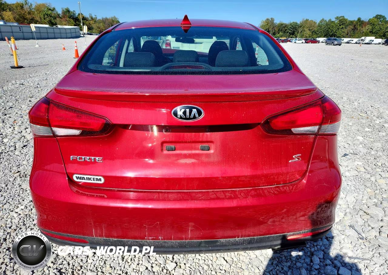 2018 Kia Forte S VIN:3KPFL4A7XJE210831 - 6