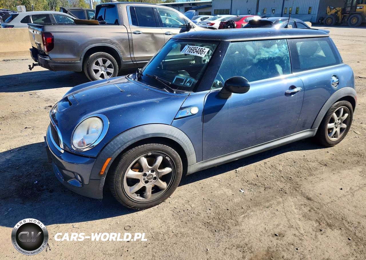 2009 Mini Cooper S VIN:WMWMF73599TW88007 - 1