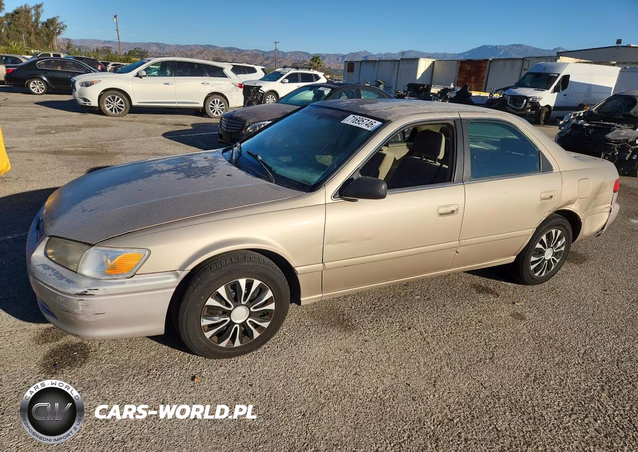 2000 Toyota Camry Le
