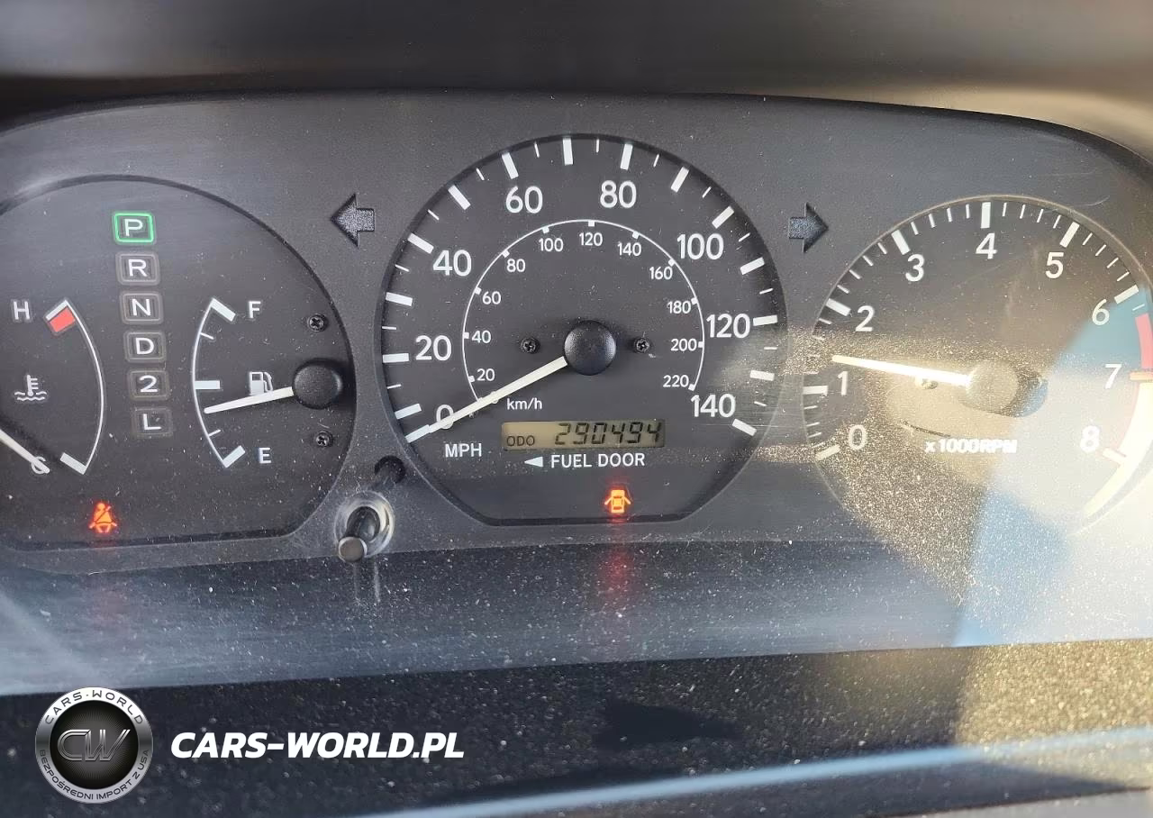 2000 Toyota Camry Le VIN:JT2BG22K7Y0499446 - 9