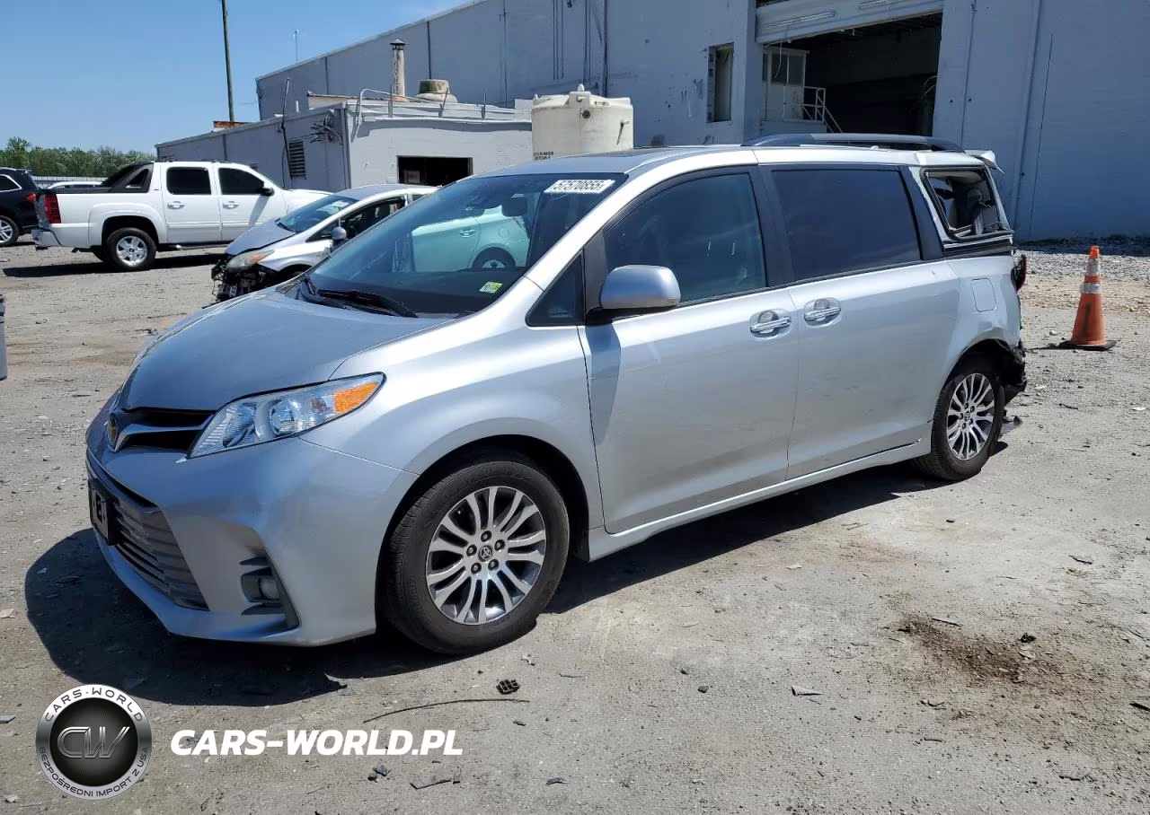 2020 Toyota Sienna Xle 8-Passenger