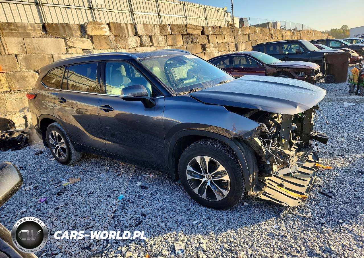 2021 Toyota Highlander Xle VIN:5TDHZRBHXMS121539 - 4