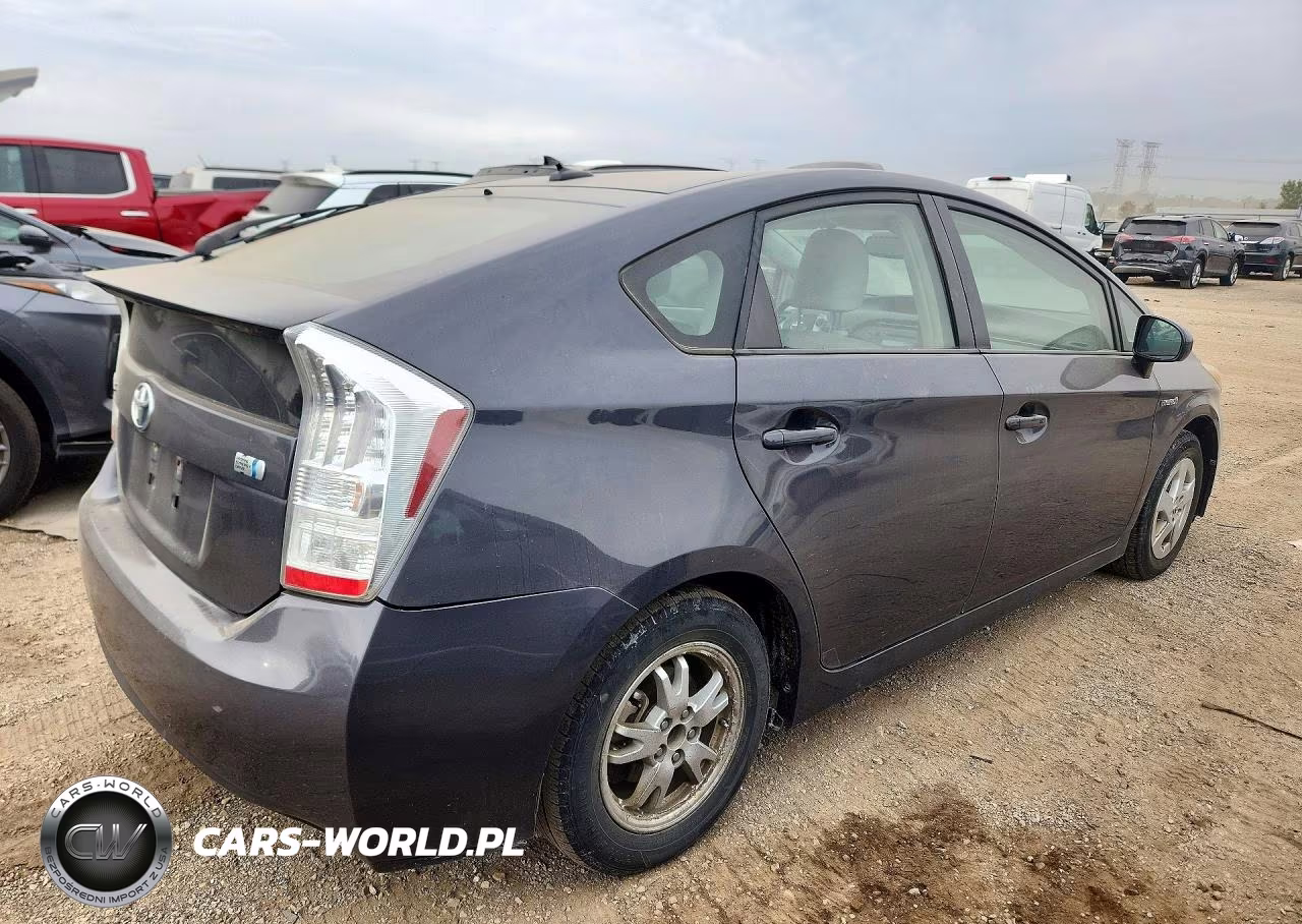 2011 Toyota Prius Four VIN:JTDKN3DU4B0252619 - 3