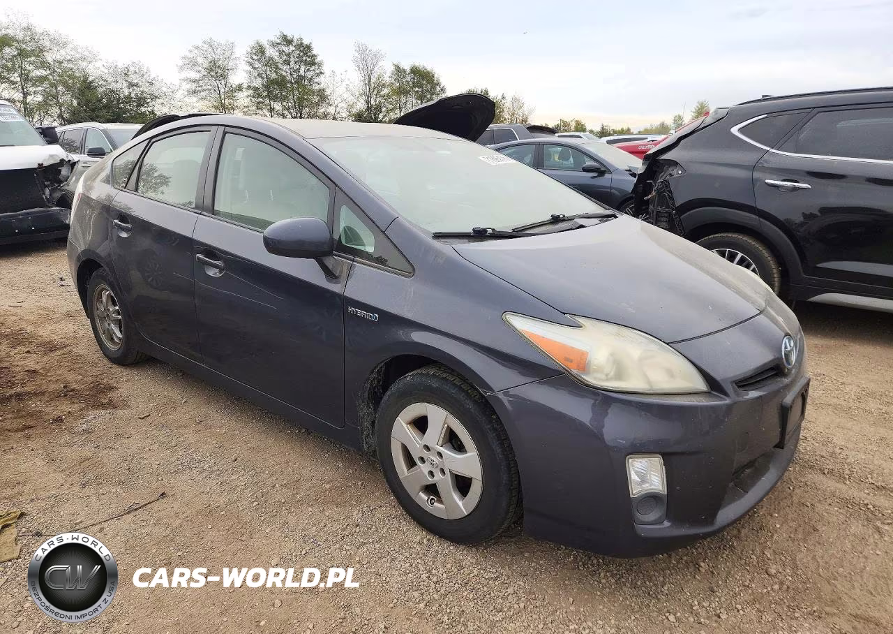 2011 Toyota Prius Four VIN:JTDKN3DU4B0252619 - 4