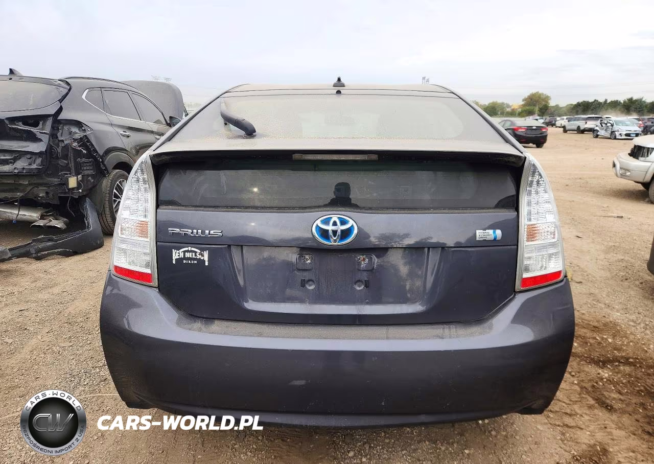 2011 Toyota Prius Four VIN:JTDKN3DU4B0252619 - 6