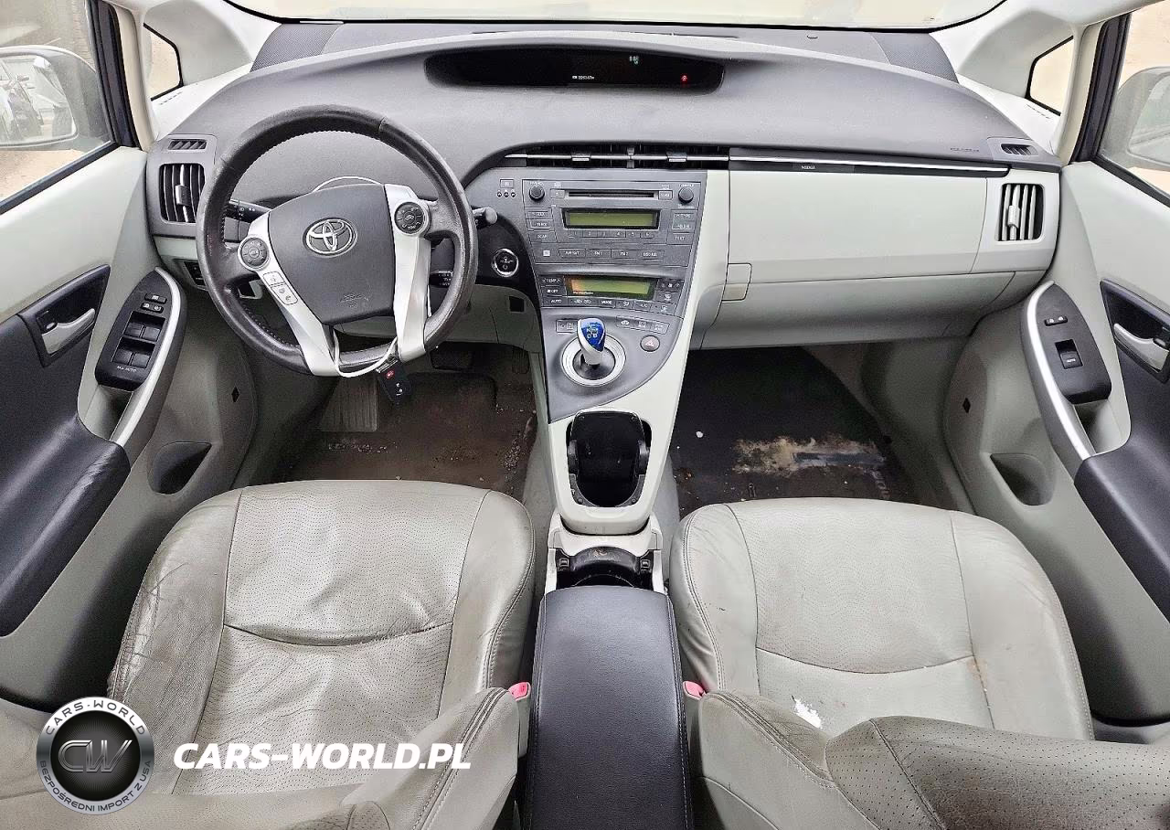 2011 Toyota Prius Four VIN:JTDKN3DU4B0252619 - 8