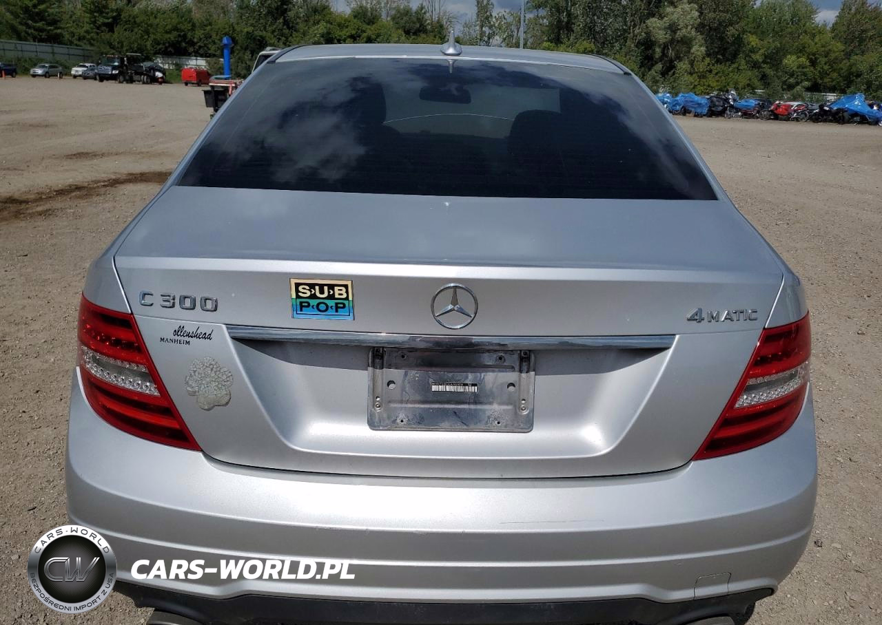 2012 Mercedes-Benz C 300 4Matic VIN:WDDGF8BB3CA702408 - 6