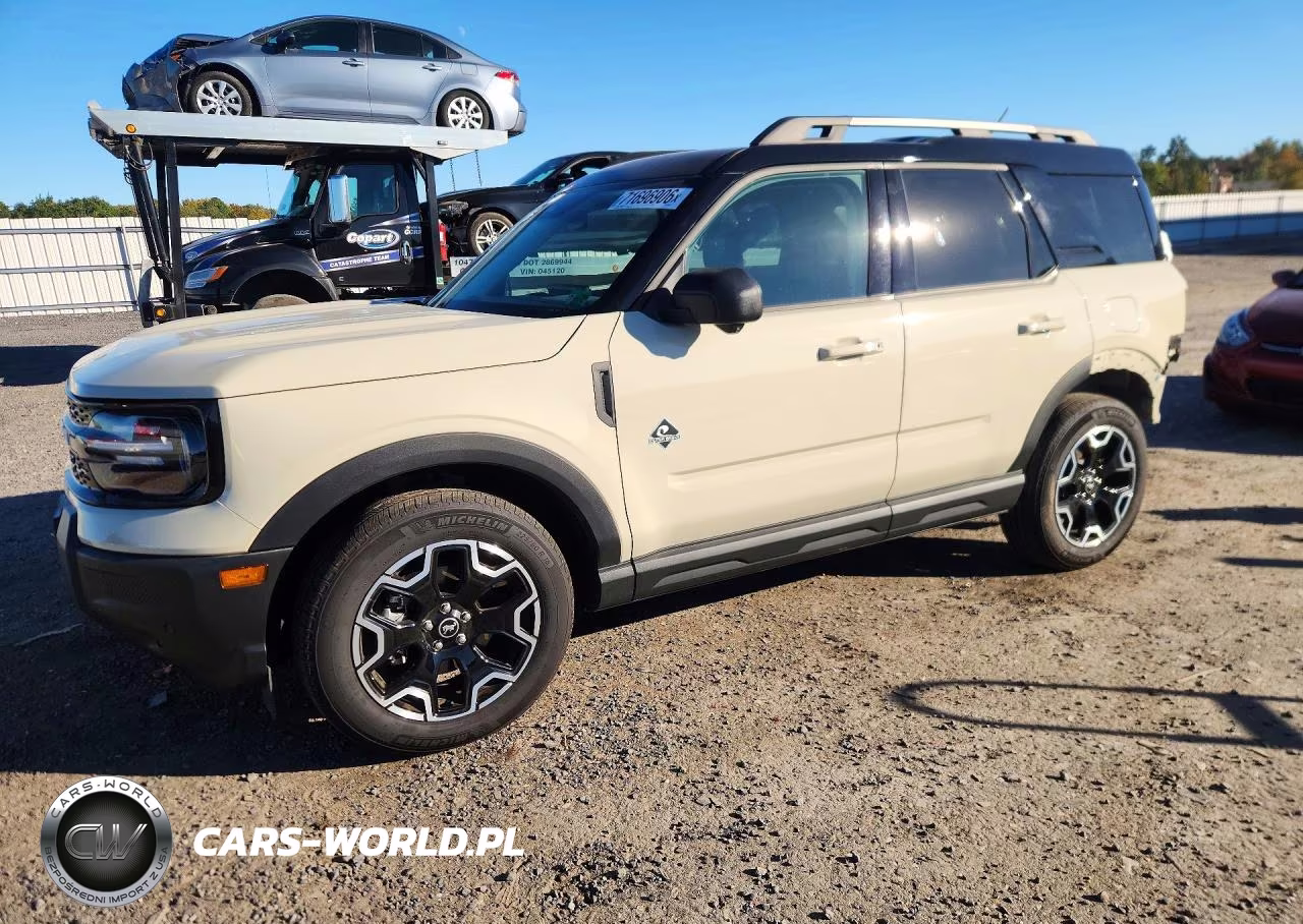 2025 Ford Bronco Sport Outer Banks VIN:3FMCR9CN2SRF02893 - 1