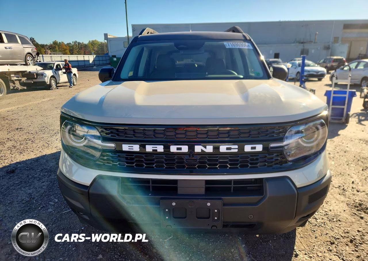 2025 Ford Bronco Sport Outer Banks VIN:3FMCR9CN2SRF02893 - 5