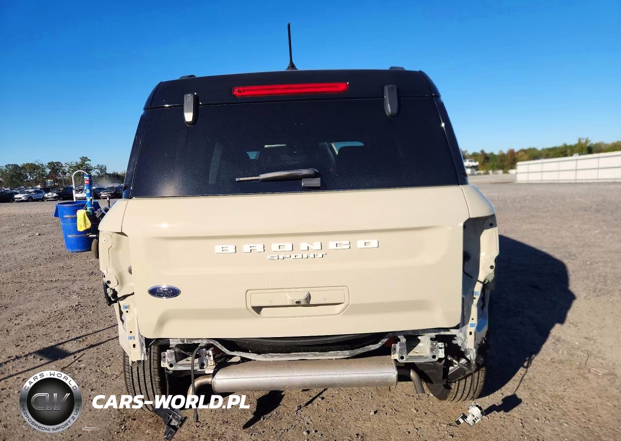 2025 Ford Bronco Sport Outer Banks VIN:3FMCR9CN2SRF02893 - 6