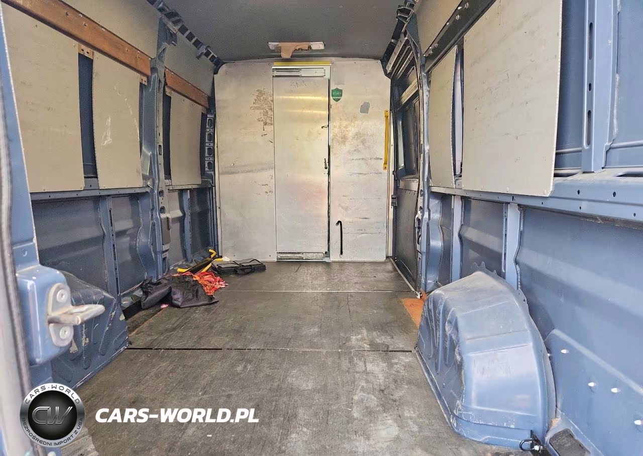 2019 Ram Promaster 3500 Delivery Van VIN:3C6URVJG8KE546594 - 10