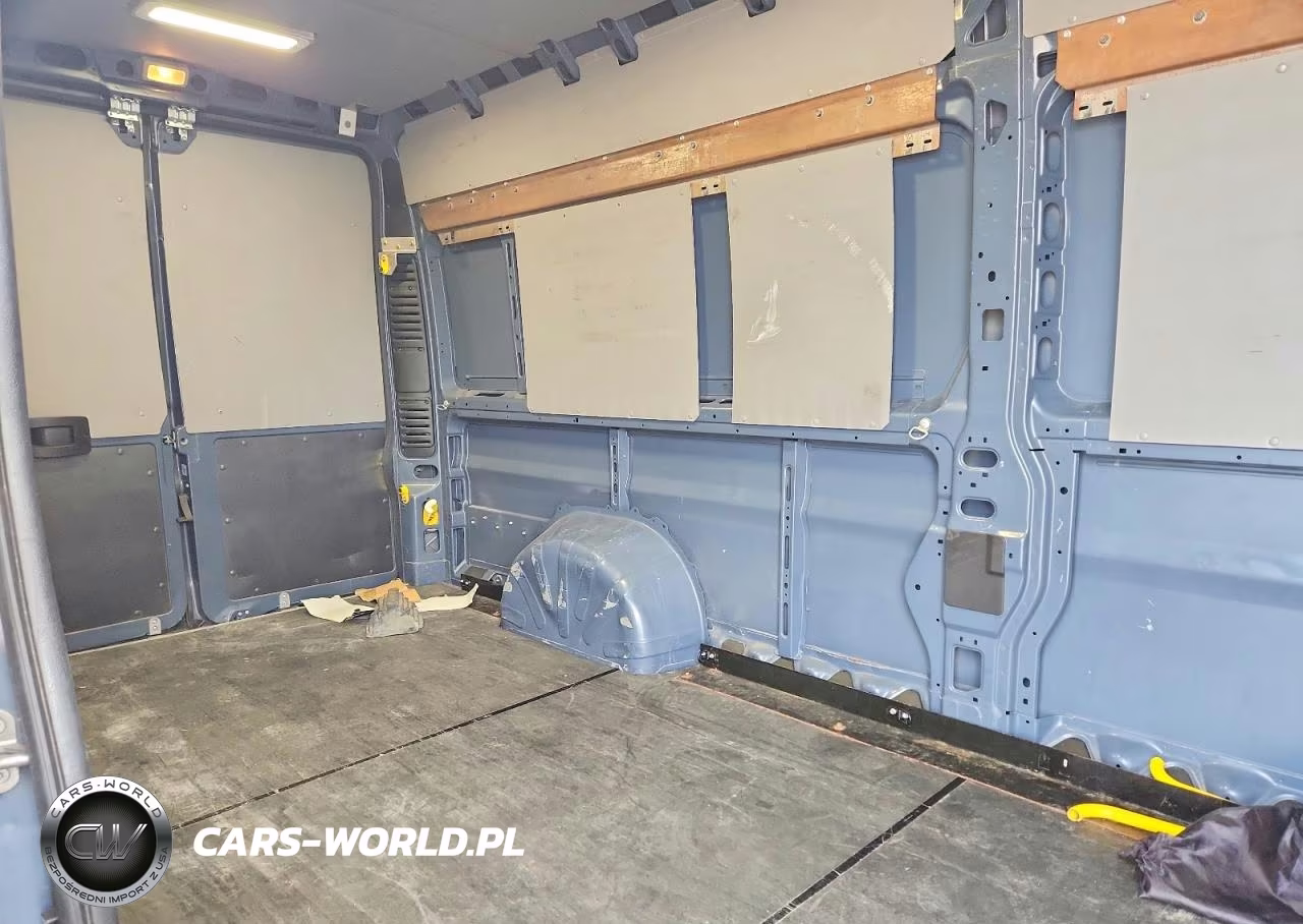 2019 Ram Promaster 3500 Delivery Van VIN:3C6URVJG8KE546594 - 11