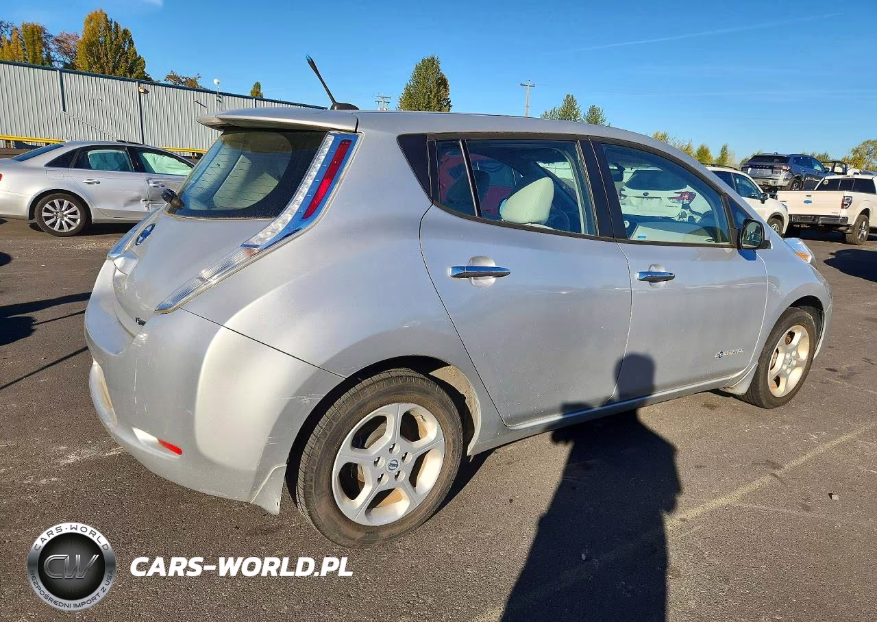 2013 Nissan Leaf S VIN:1N4AZ0CP8DC402782 - 3