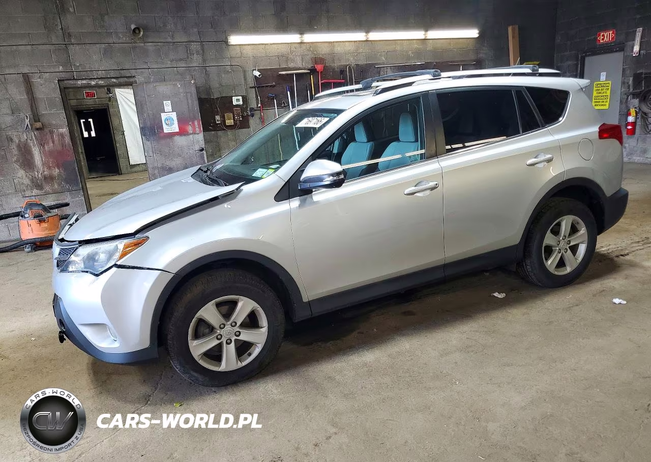 2014 Toyota Rav4 Xle – zdjęcie 1 z 12