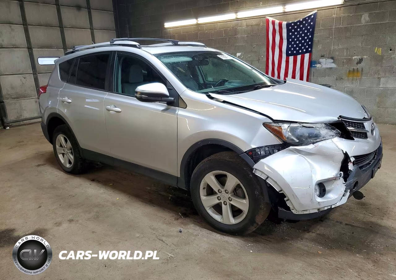 2014 Toyota Rav4 Xle VIN:2T3RFREV5EW196390 - 4