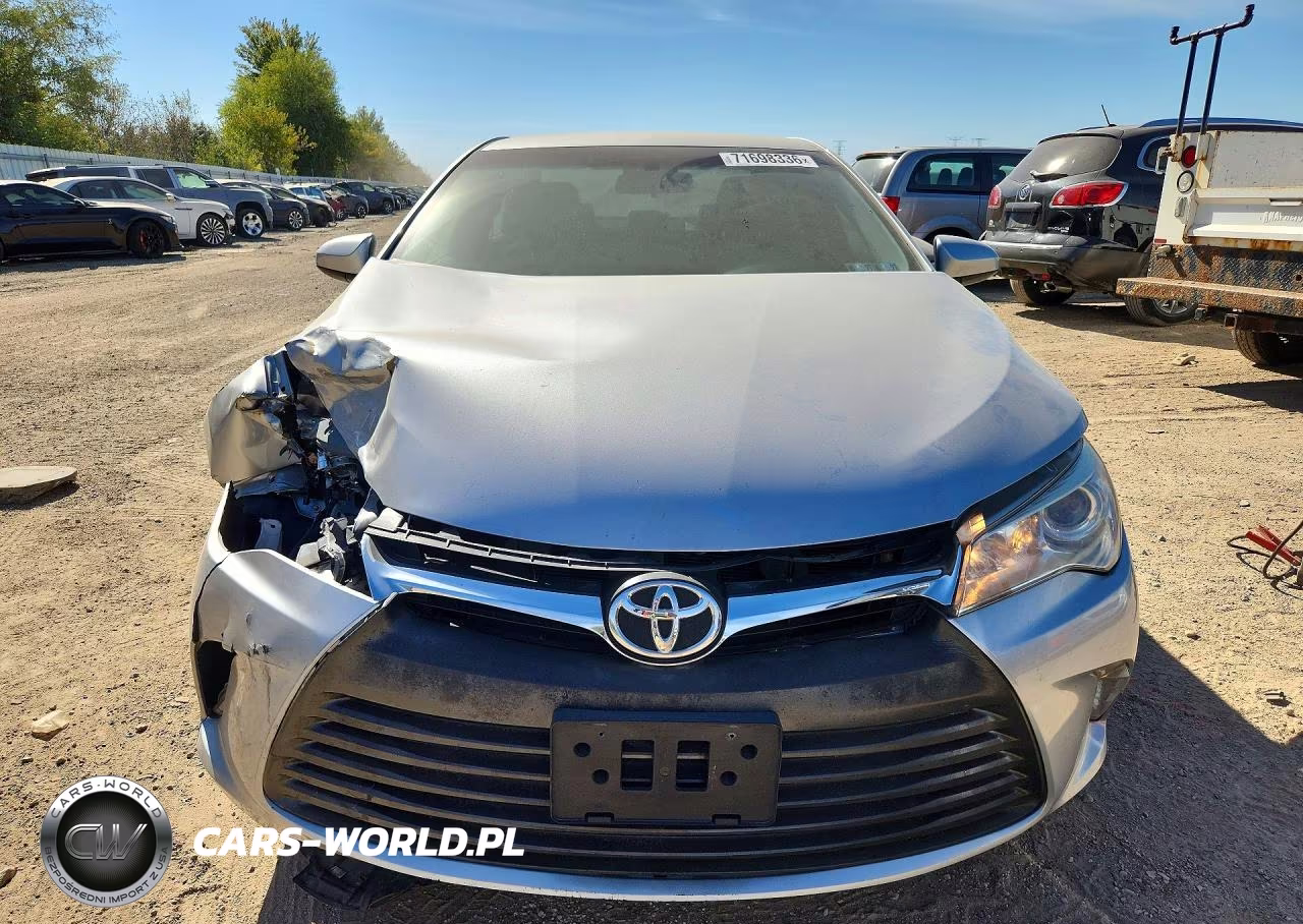 2016 Toyota Camry Le VIN:4T4BF1FK5GR565905 - 5