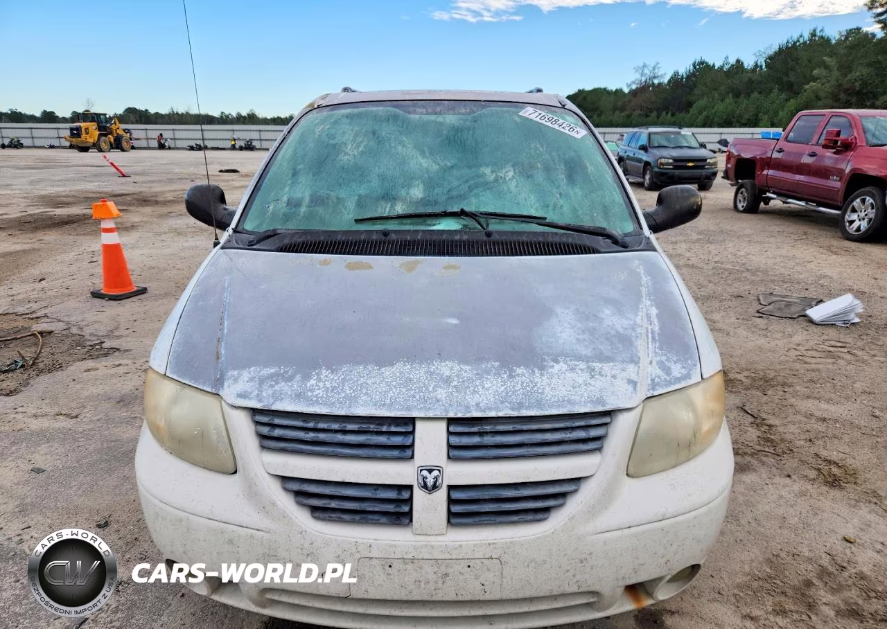 2005 Dodge Grand Caravan Sxt VIN:2D4GP44L35R382661 - 5