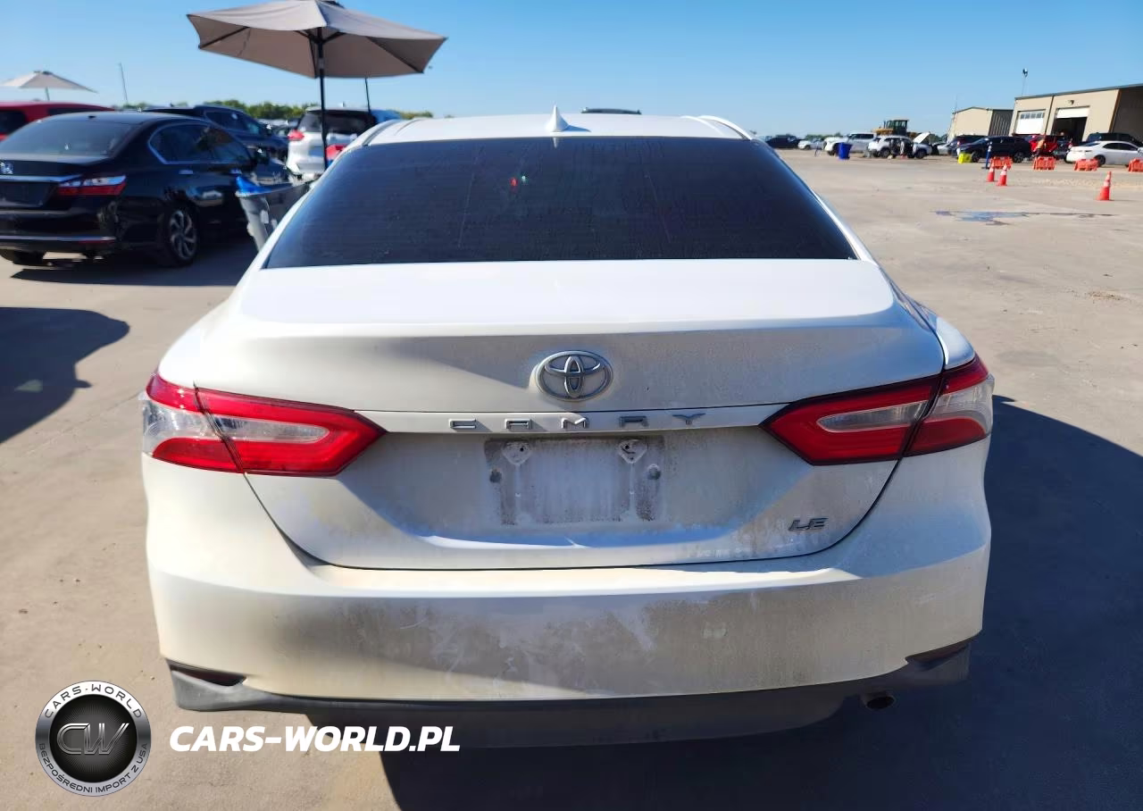 2019 Toyota Camry Le VIN:4T1B11HK5KU236068 - 6