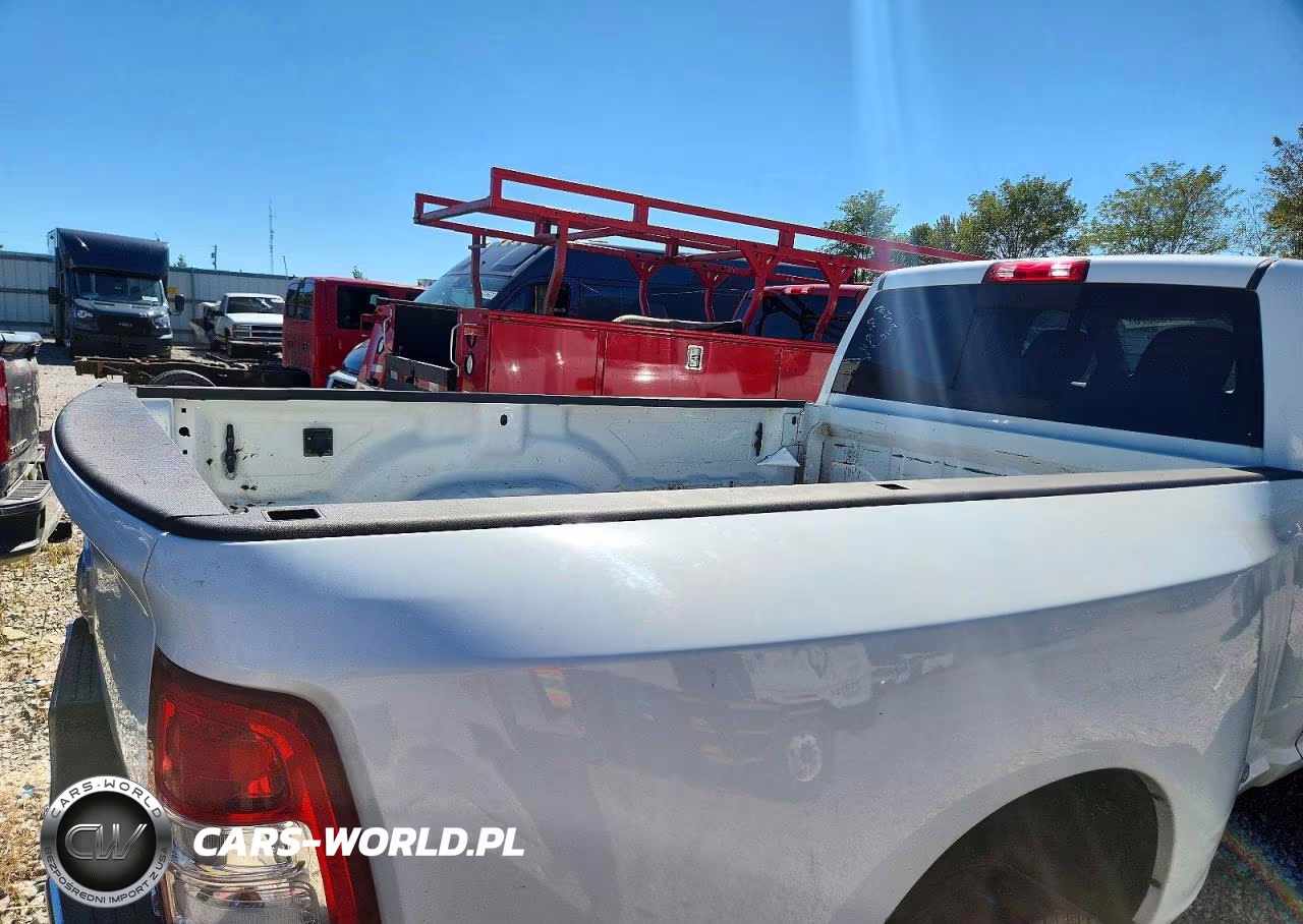 2024 Ram 3500 Tradesman VIN:3C63RRGL3RG152796 - 10