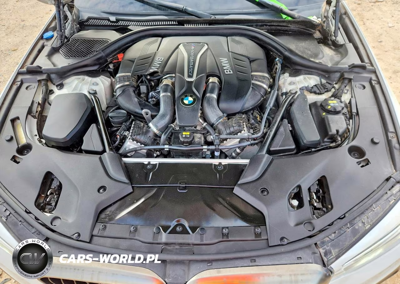 2018 BMW M550Xi VIN:WBAJB9C52JB036320 - 11