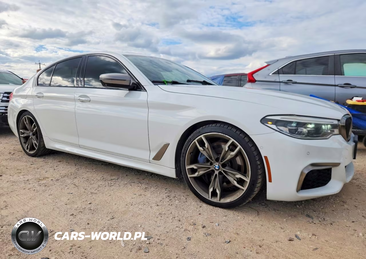 2018 BMW M550Xi VIN:WBAJB9C52JB036320 - 4