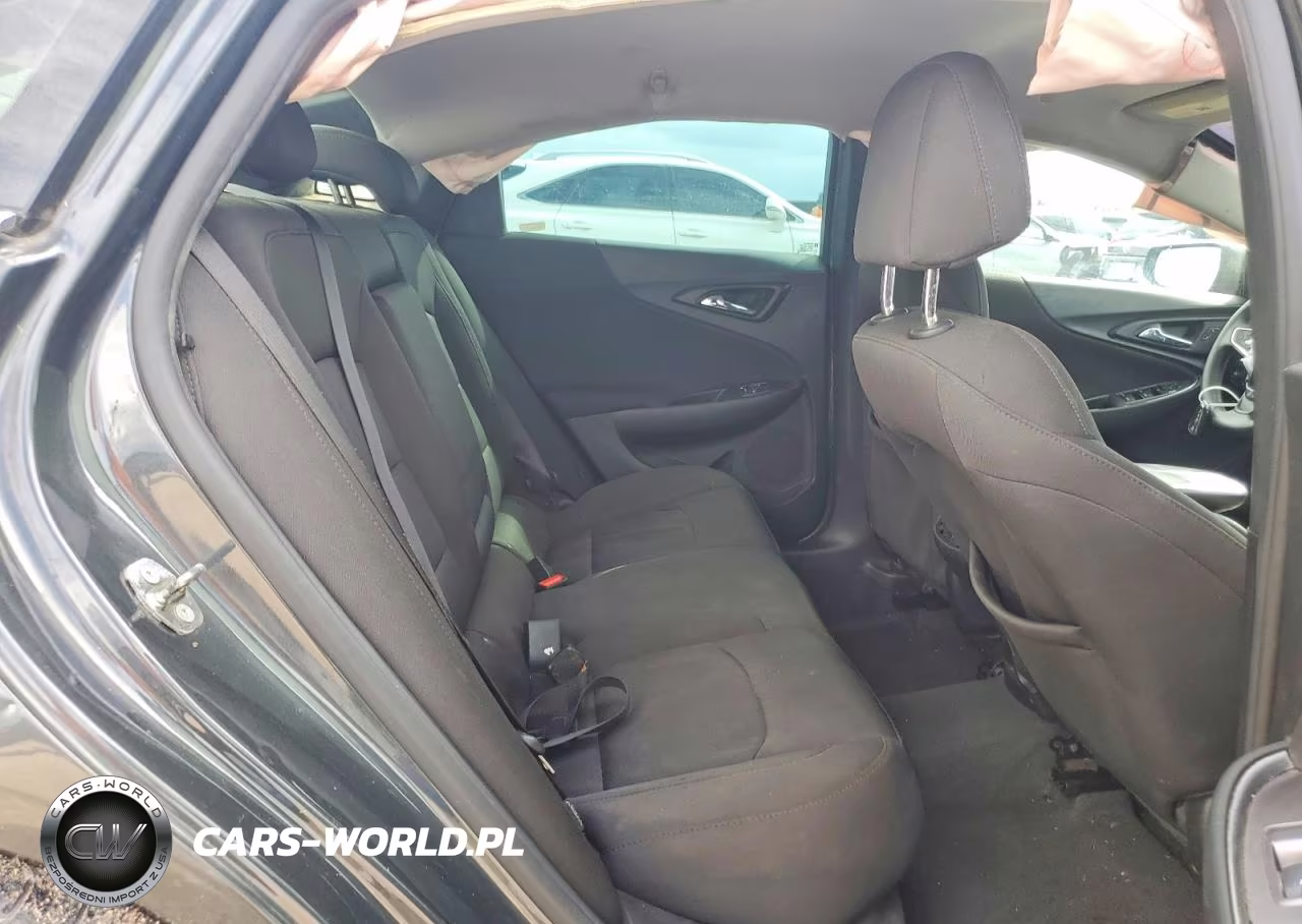 2018 Chevrolet Malibu Lt VIN:1G1ZD5ST7JF255056 - 10