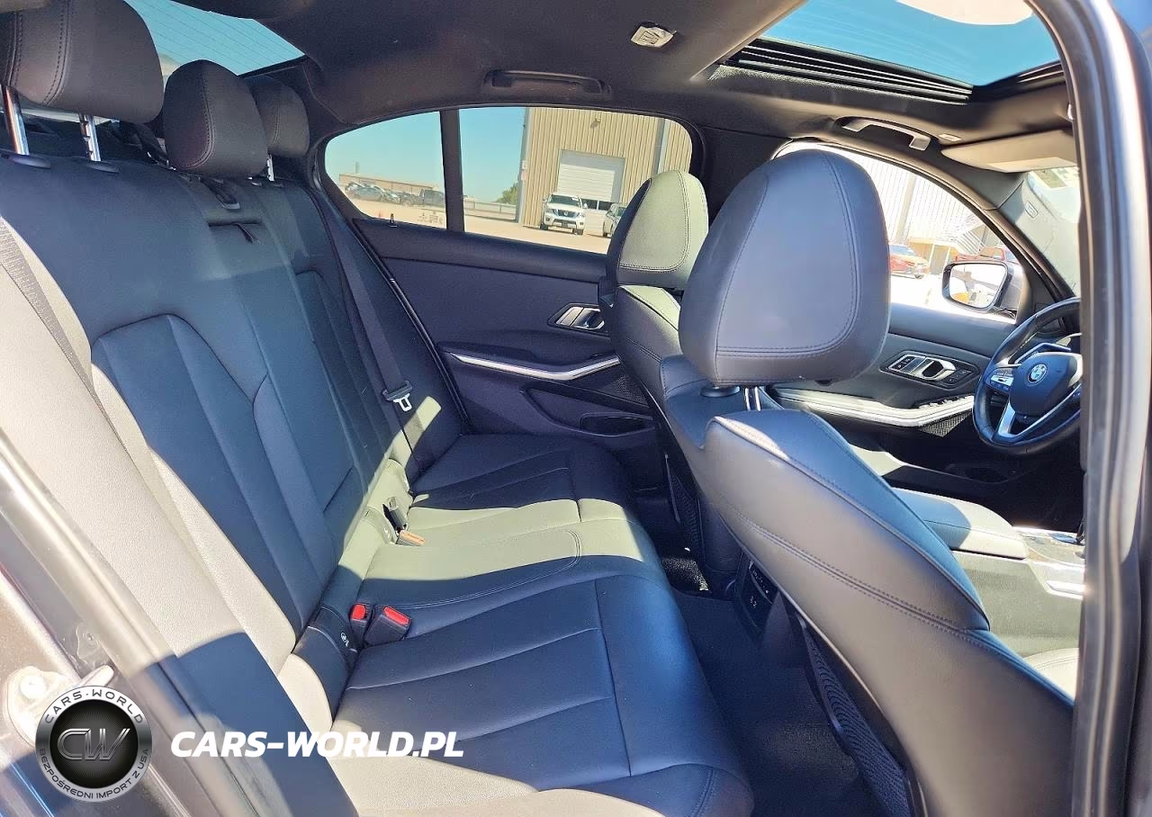 2021 BMW 330I VIN:3MW5R1J06M8C13754 - 10