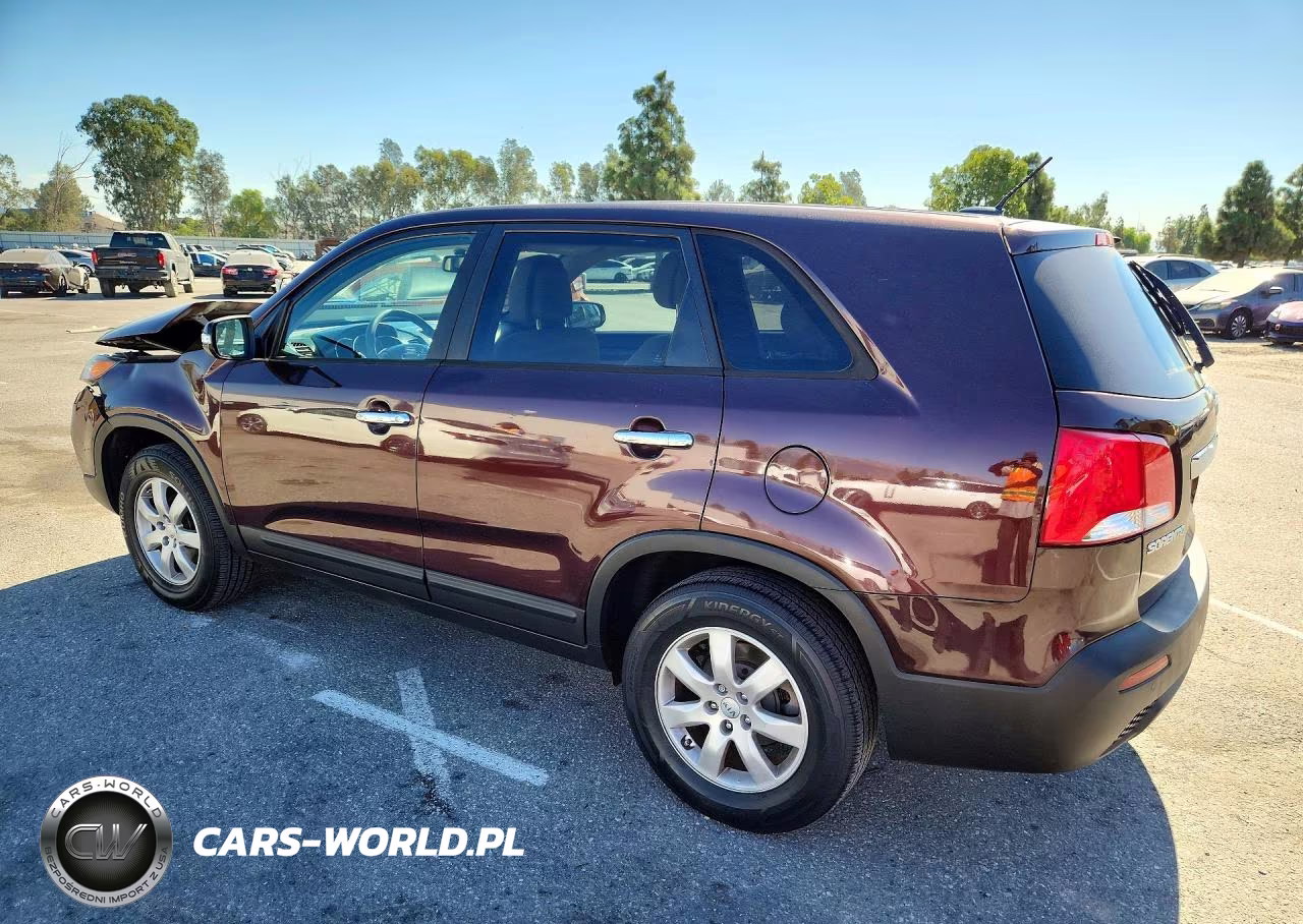 2013 Kia Sorento Lx VIN:5XYKT3A17DG402865 - 2