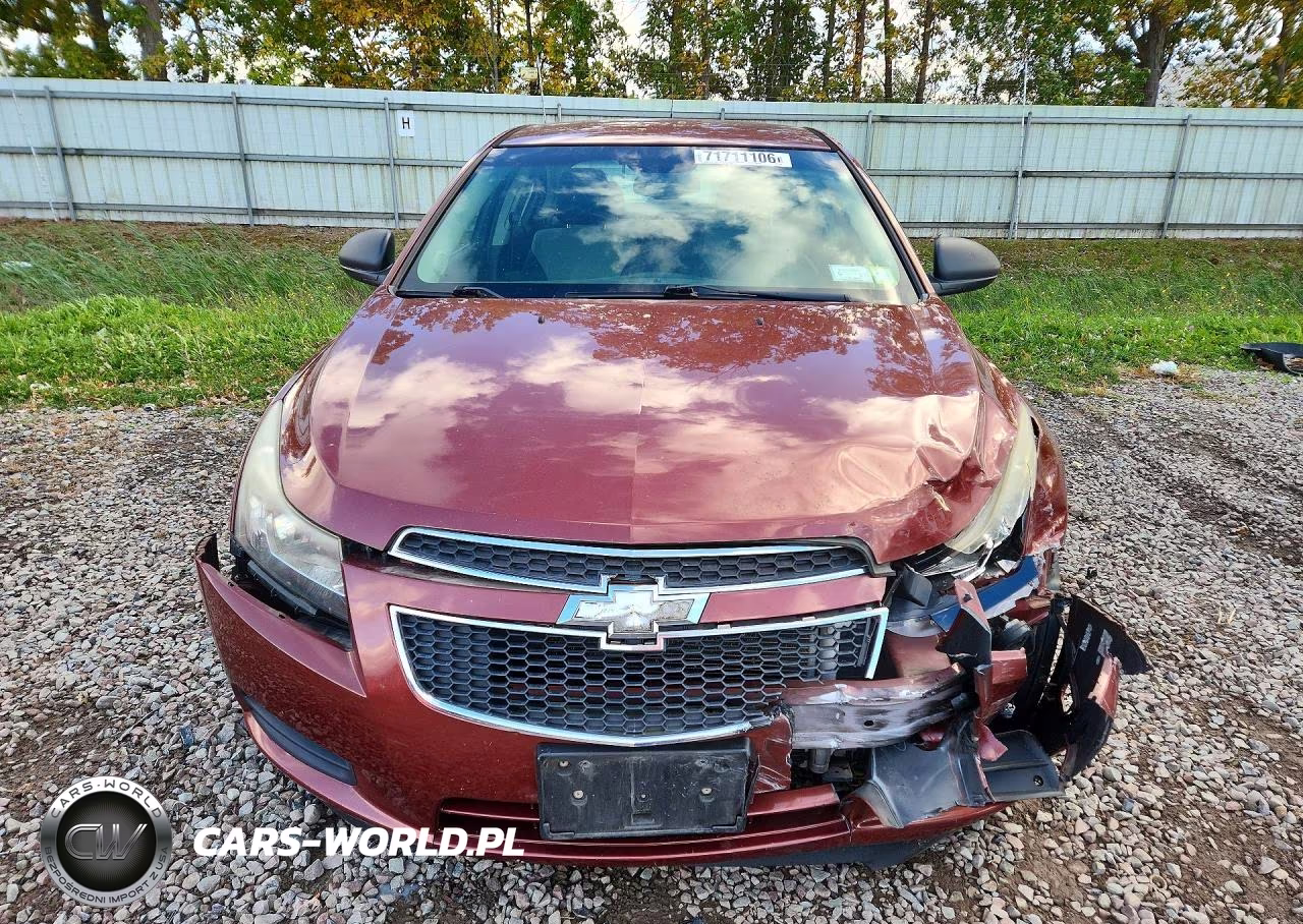 2012 Chevrolet Cruze Ls VIN:1G1PC5SH2C7242489 - 5