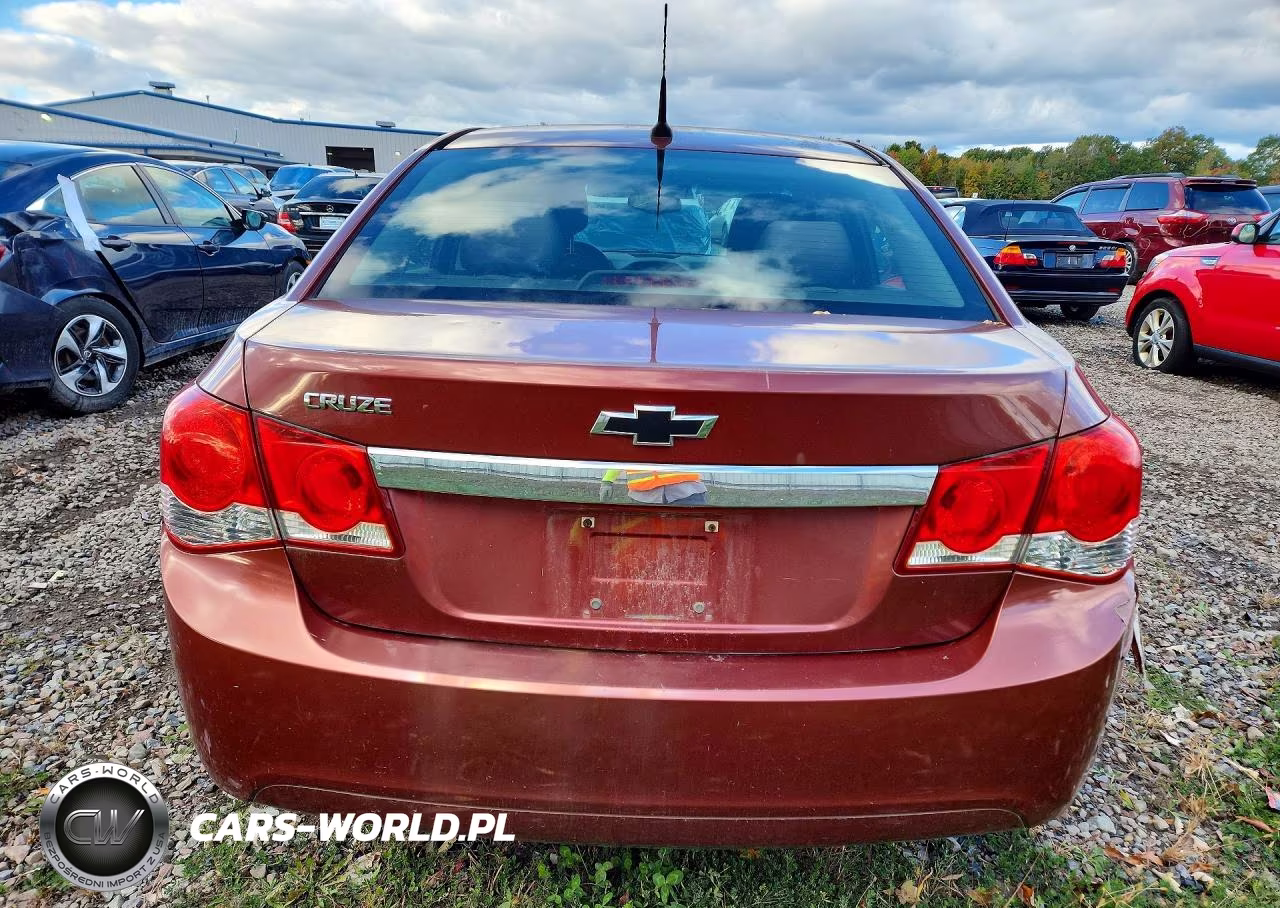 2012 Chevrolet Cruze Ls VIN:1G1PC5SH2C7242489 - 6