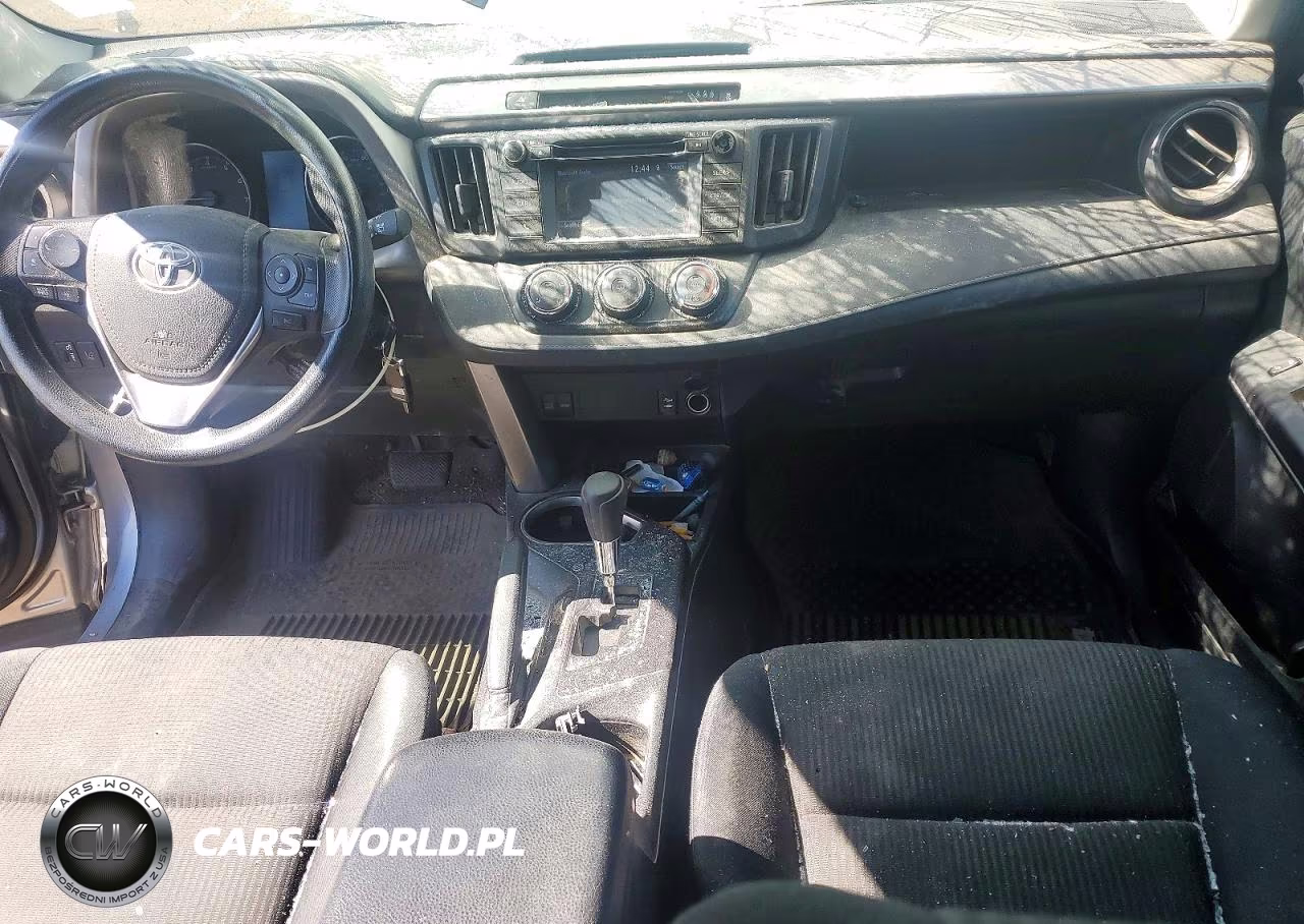 2018 Toyota Rav4 Le VIN:JTMBFREV0JJ229855 - 8