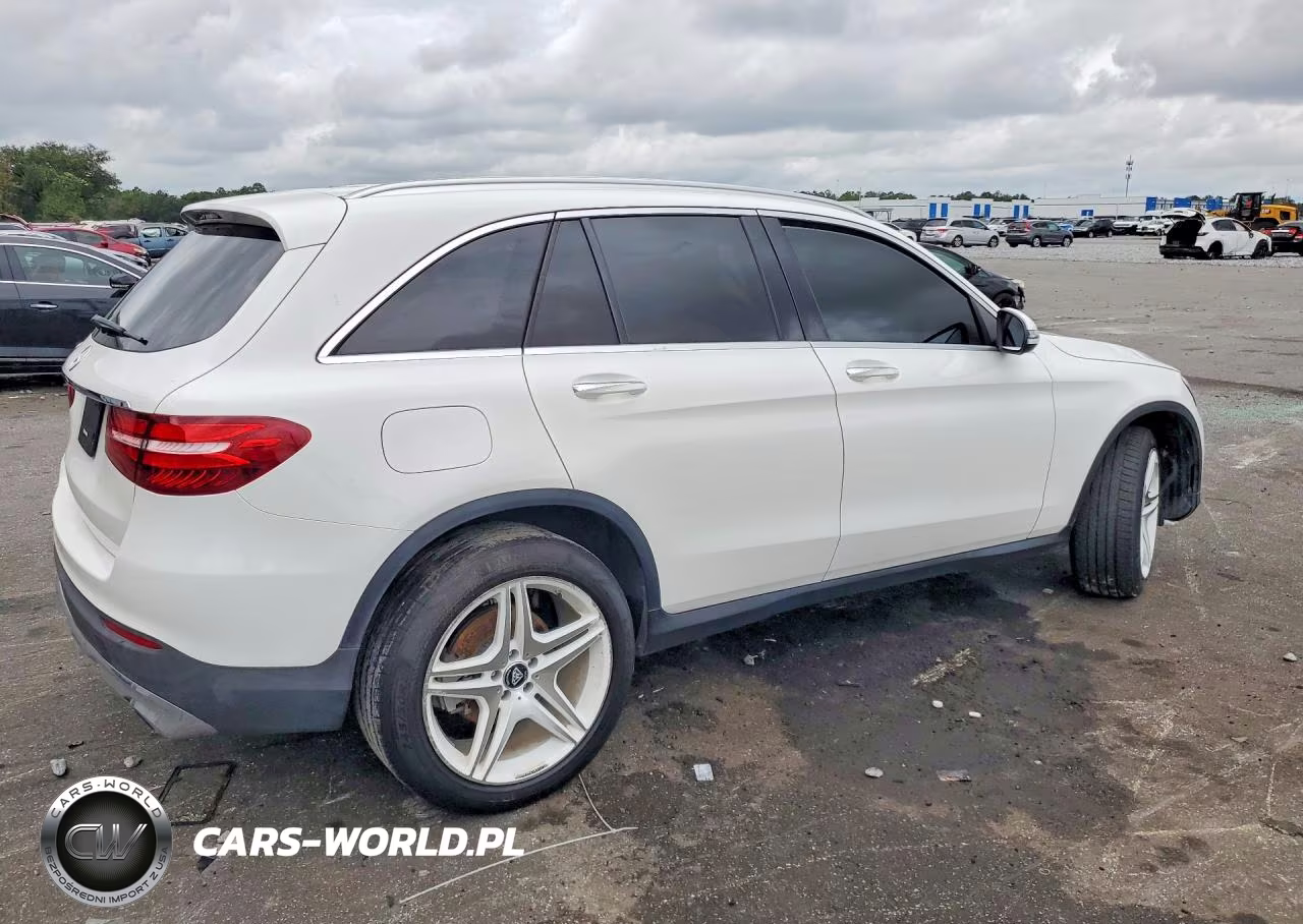2018 Mercedes-Benz Glc 300 VIN:WDC0G4JB7JV090149 - 3