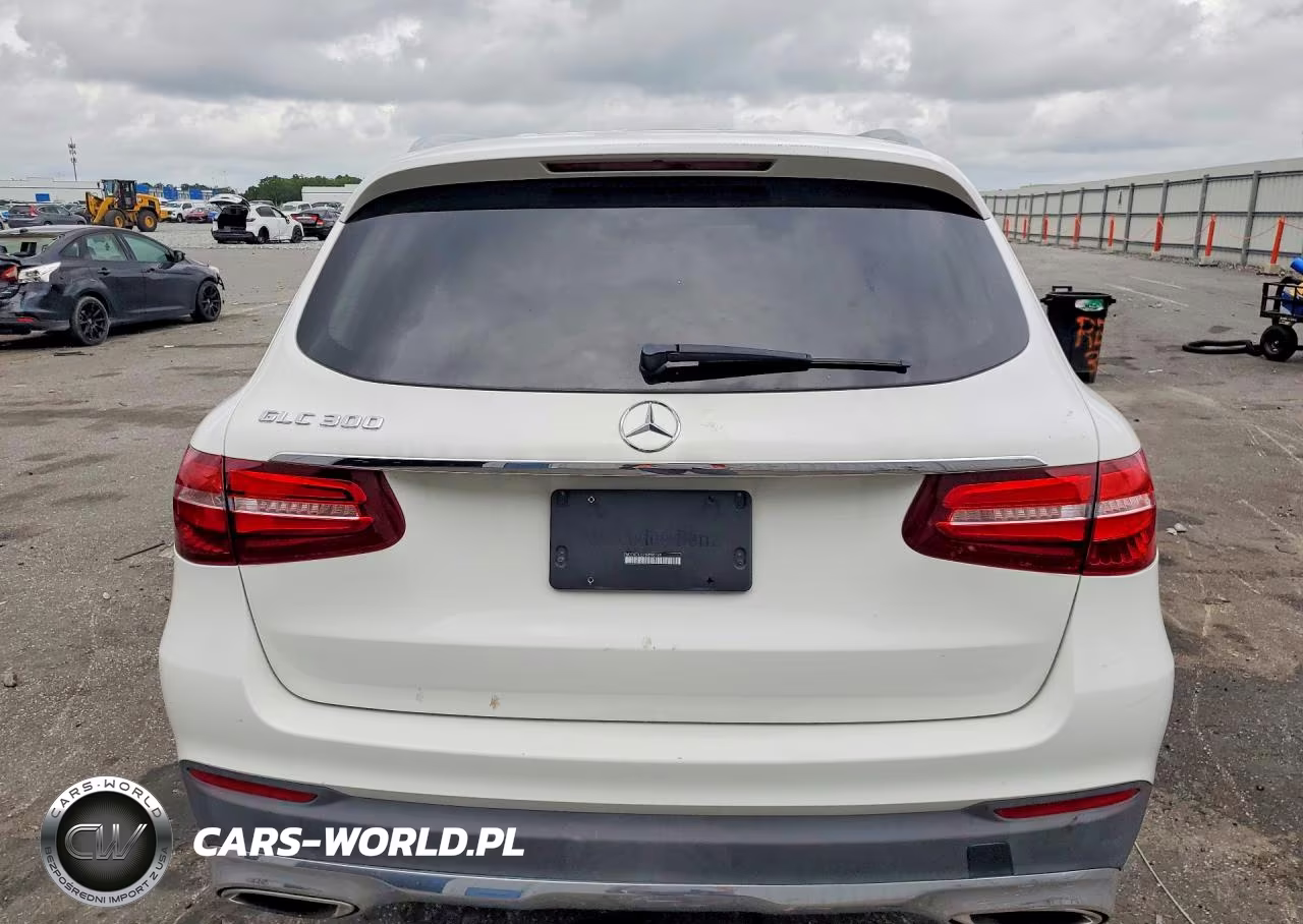 2018 Mercedes-Benz Glc 300 VIN:WDC0G4JB7JV090149 - 6