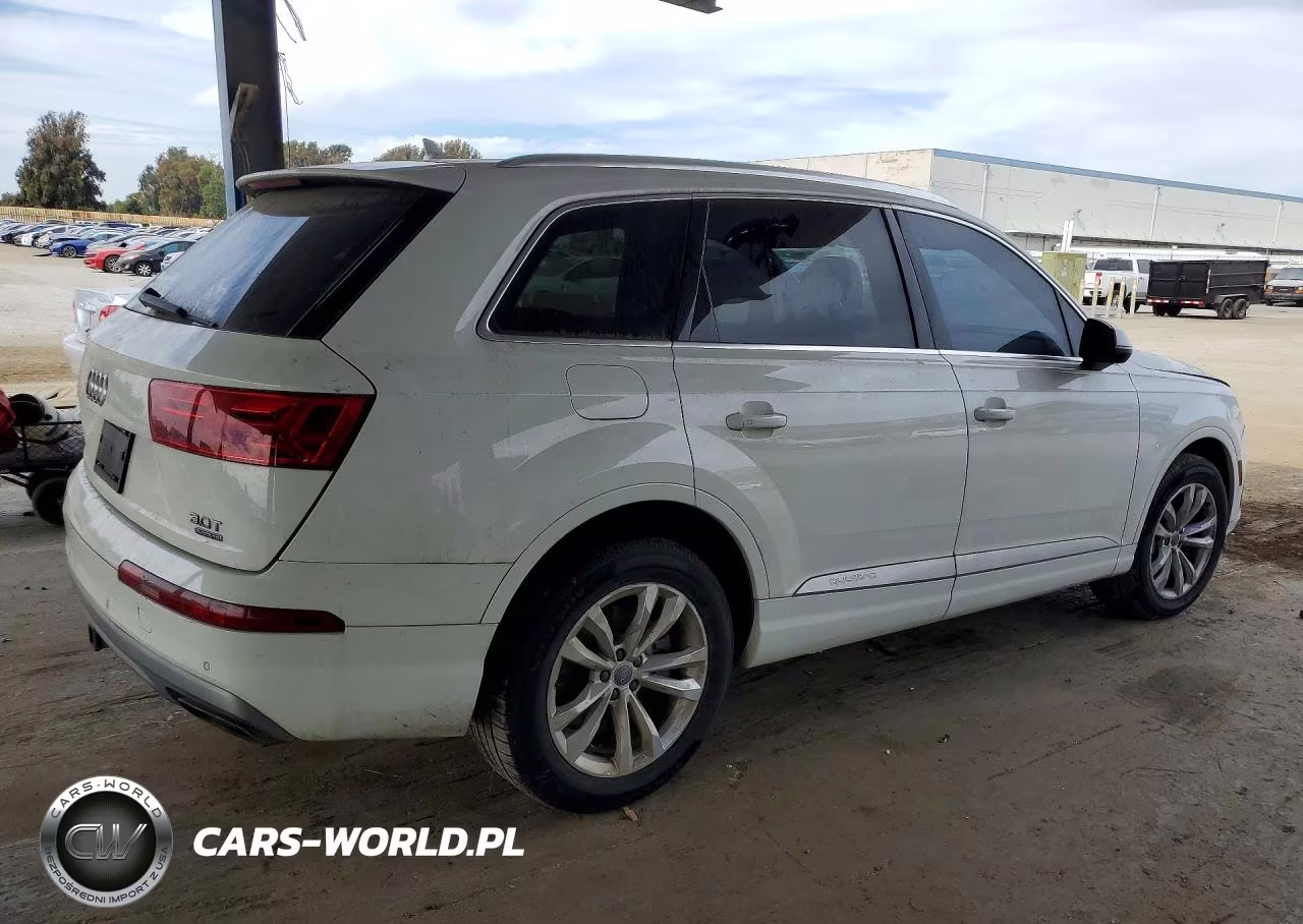 2017 Audi Q7 Premium VIN:WA1AAAF75HD004698 - 3